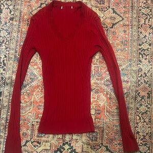 Silk blend (60% silk) Red V-Neck Ribbed Sweater